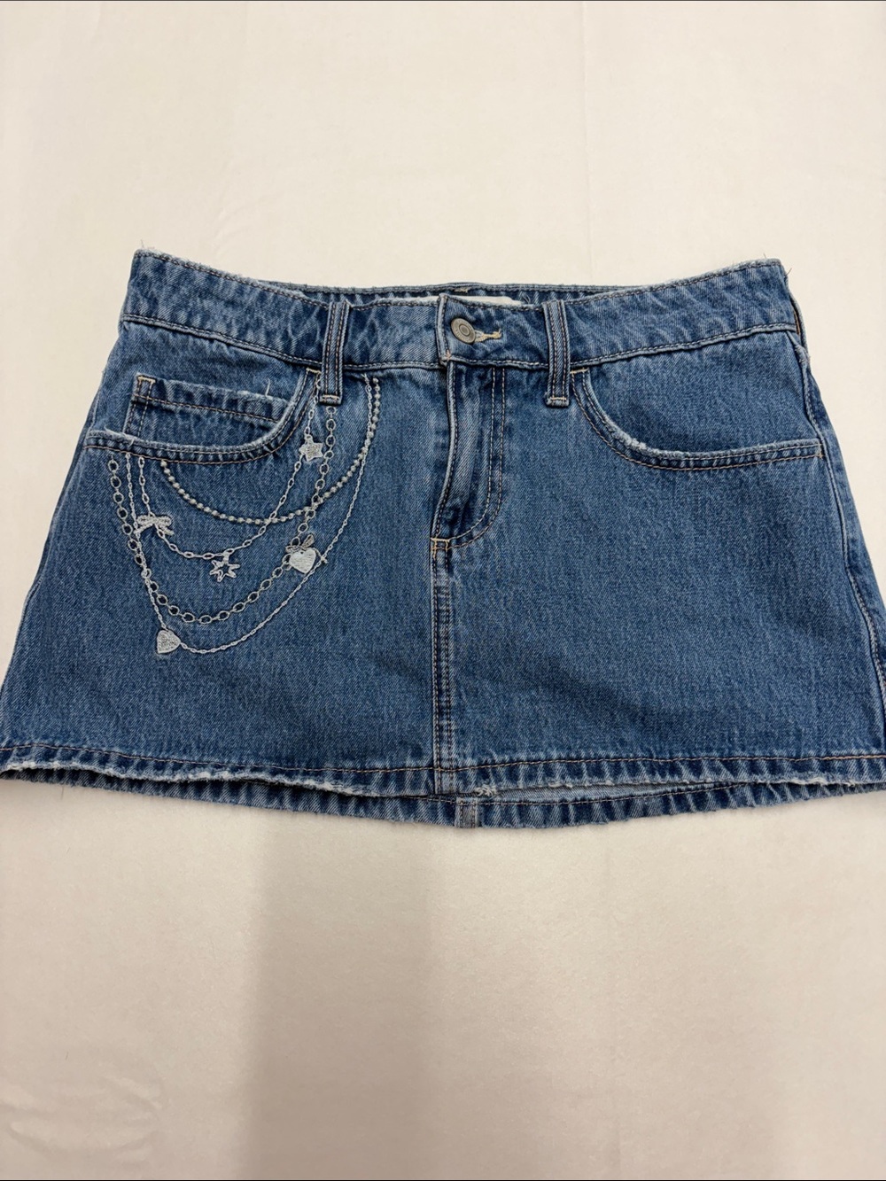 Hollister Blue Denim Mini Skirt with Chain Charm Detail size 4